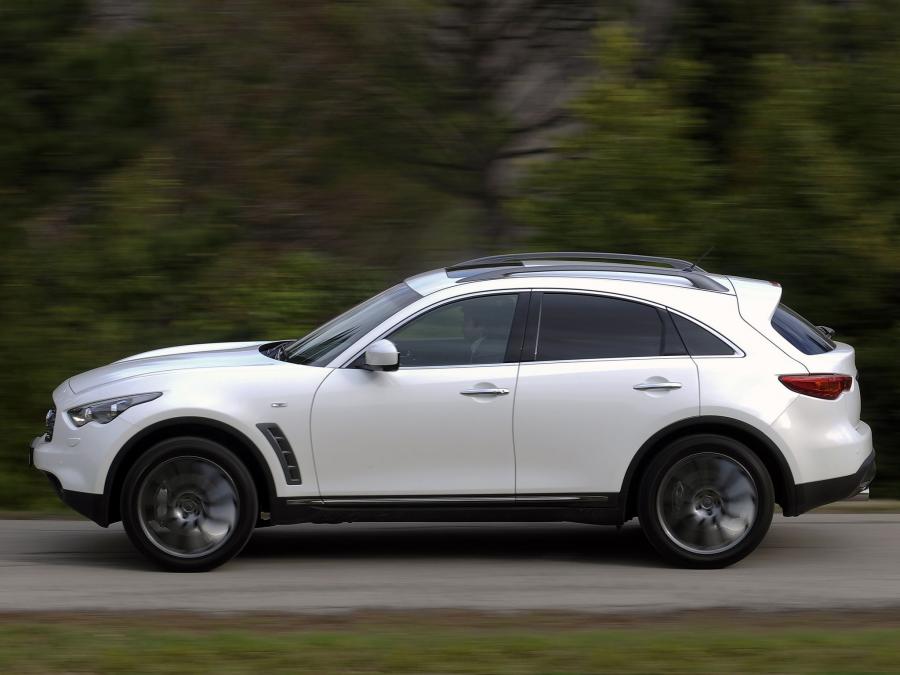  Infiniti FX50 S Limited Edition 2010 года  (EU) (фото 5 из 13)